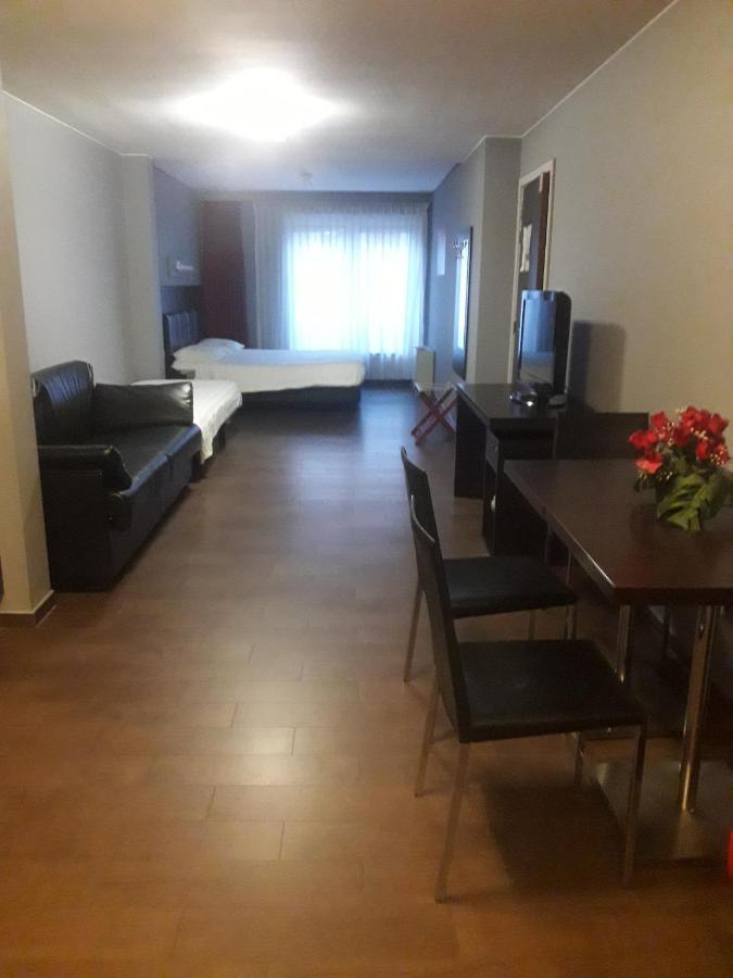 La Louve Hotel 3*