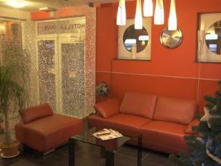 La Louve Hotel